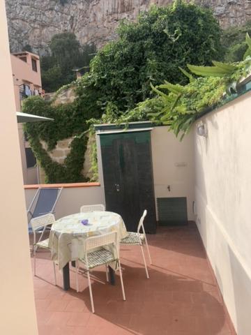Apartamento Monolocale I Delfini Mondello Exterior foto